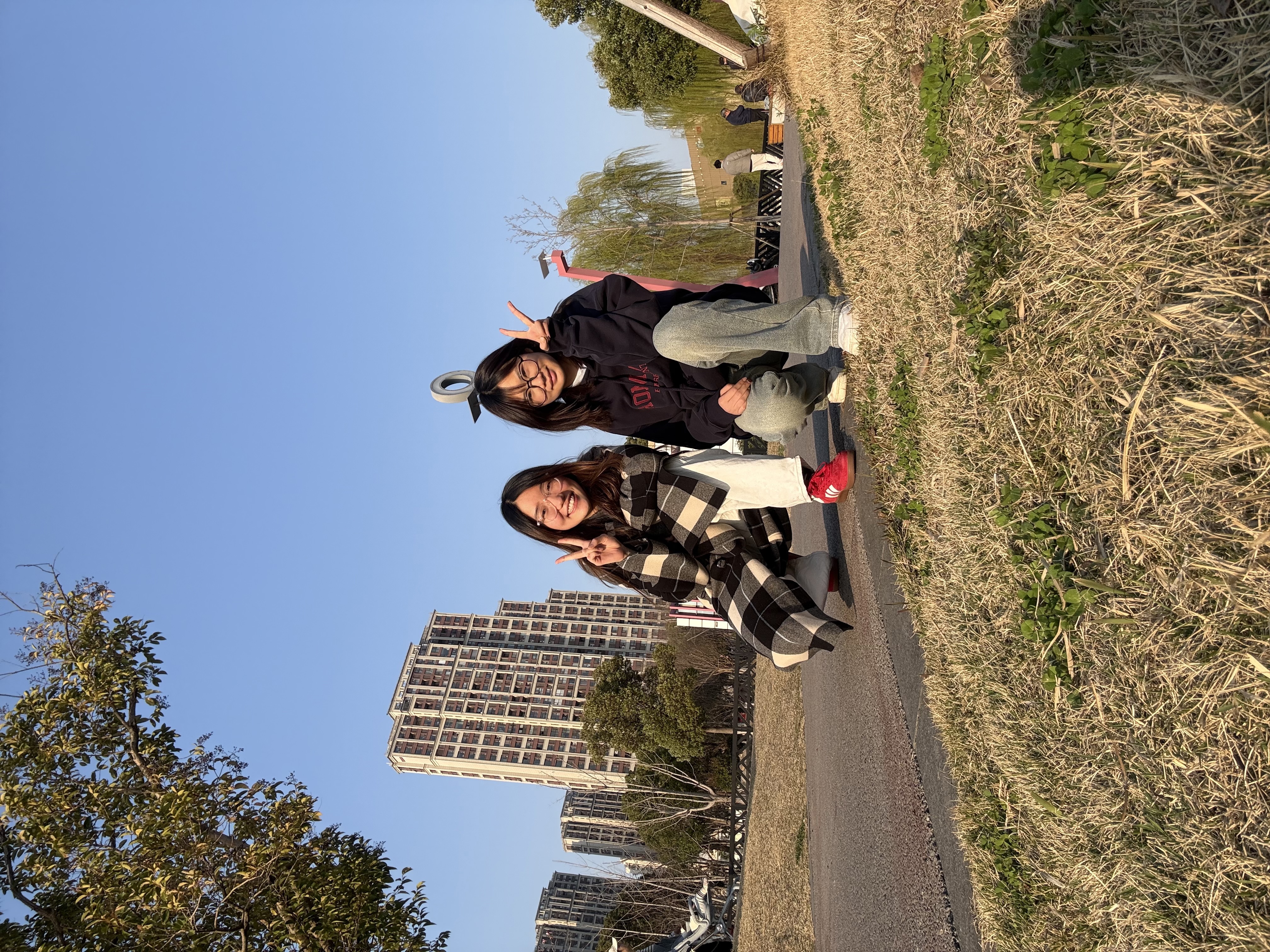 姚濛 王甜甜.HEIC